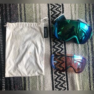 SMITH women’s ski snowboard goggles